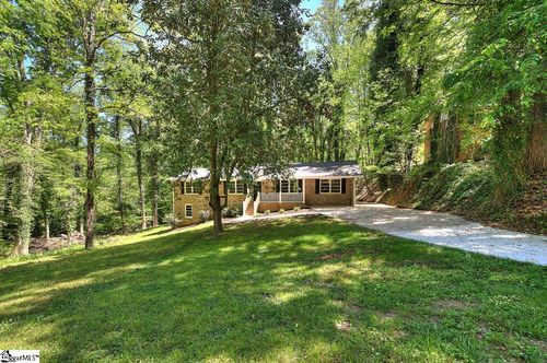 210 Rison Rd, Greenville, SC, 29611-7116 | Card Image