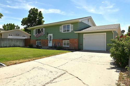 1808 Bower Ave, Worland, WY, 82401-3630 | Card Image