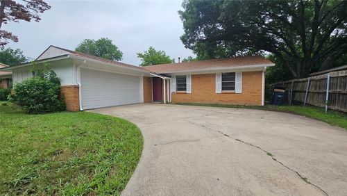 1728 Westchester St, Denton, TX, 76201-2553 | Card Image