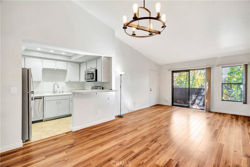 g-7308 Corbin Ave, Reseda, CA, 91335 | Card Image