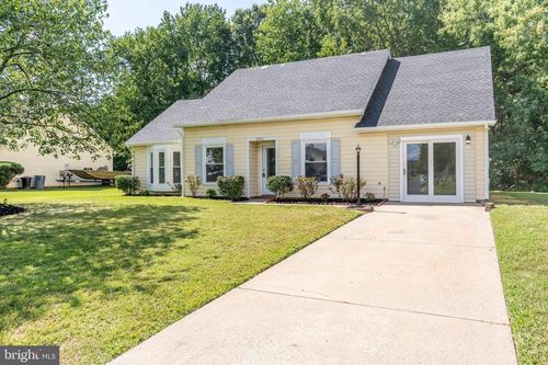 5505 Cedarbrook Dr, FREDERICKSBURG, VA, 22407-1631 | Card Image