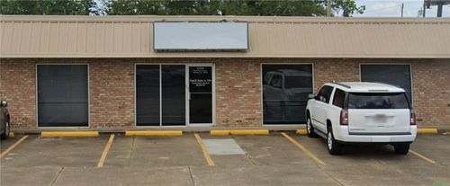 6104 W Park Ave, Houma, LA, 70364-1700 | Card Image