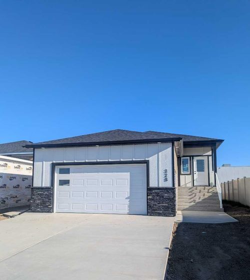 328 Somerside Rd Se, Medicine Hat, AB, T1B0R2 | Card Image