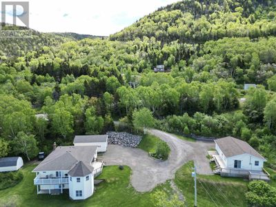 340 Mountain Rd, House other with 3 bedrooms, 3 bathrooms and null parking in Chéticamp NS | Image 1