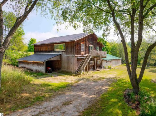 9651 N Reynolds Road, Traverse City, MI, 49684 | Card Image