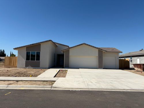 2953 Castleview Dr, Turlock, CA, 95382-8168 | Card Image