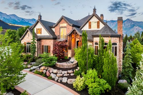 12562 N Wildflower Ln, Highland, UT, 84003-8930 | Card Image