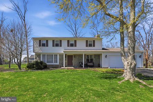 372 Oak Dr, SOUDERTON, PA, 18964-2052 | Card Image