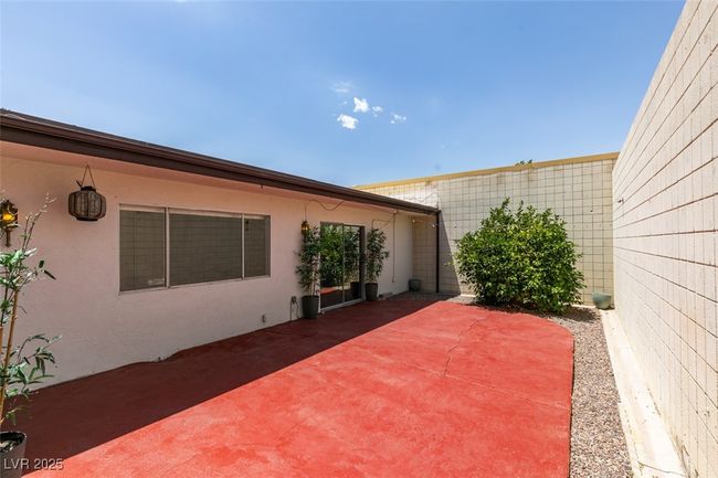 View of patio / terrace | Image 43