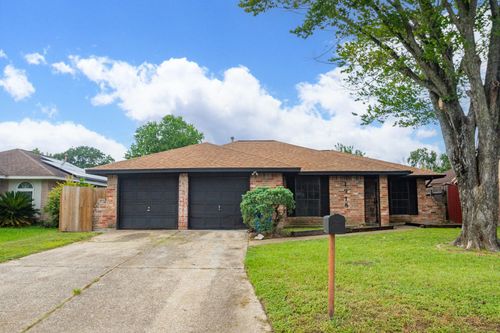 1918 Deerhurst Ln, Houston, TX, 77088-3319 | Card Image