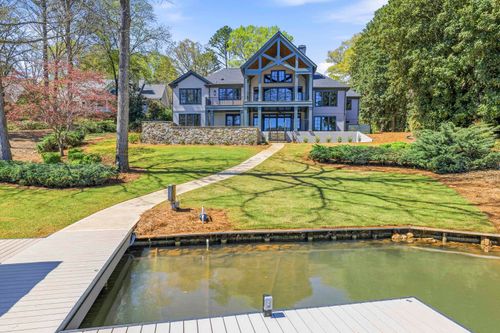 136 Barrington Hall Dr, Eatonton, GA, 31024-5420 | Card Image