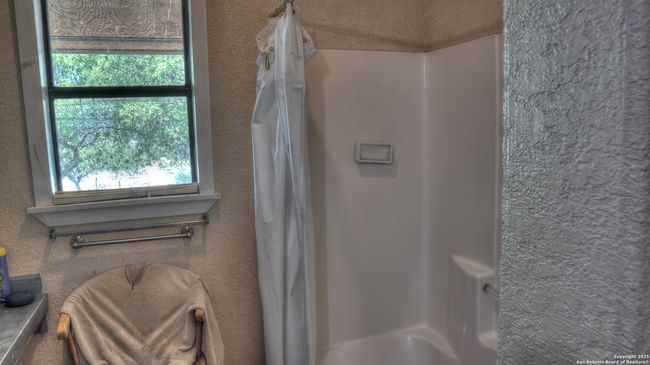 121 David Rankin Rd, House other with 3 bedrooms, 2 bathrooms and null parking in Leakey TX | Image 45