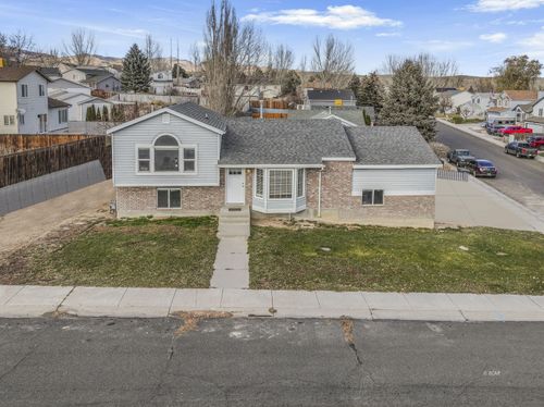 202 Forest Ln, Elko, NV, 89801-8418 | Card Image