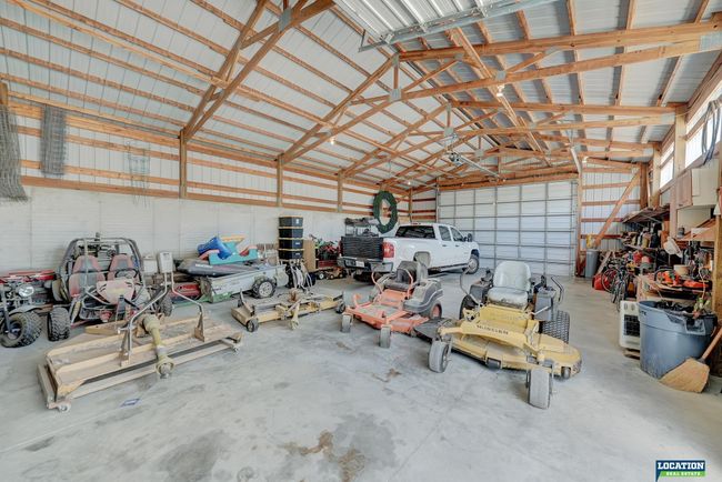 6255 Sw 58 Th St, House other with 5 bedrooms, 4 bathrooms and 3 parking in Denton NE | Image 84