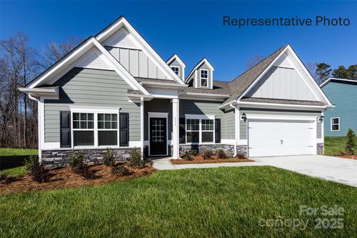 12124 Muscadine Ct, Midland, NC, 28107-0139 | Card Image
