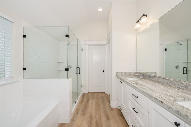 473 Brazos Bend, House other with 4 bedrooms, 2 bathrooms and null parking in Snook TX | Image 20