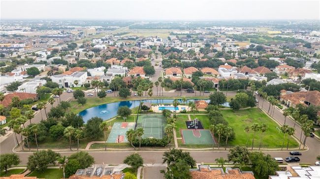 2228 S 45 Th St, House other with 3 bedrooms, 3 bathrooms and 2 parking in McAllen TX | Image 31