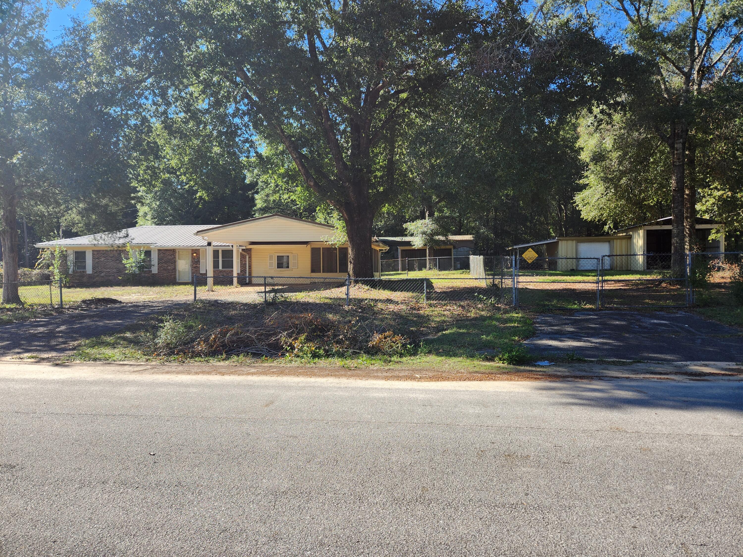 Pickens Cir, Baker, FL 32531