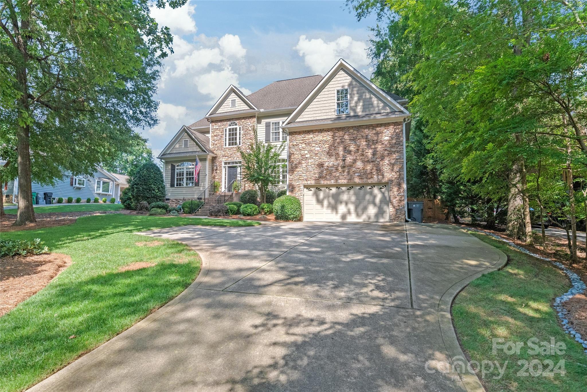 Crestwood Dr, Charlotte, NC 28277