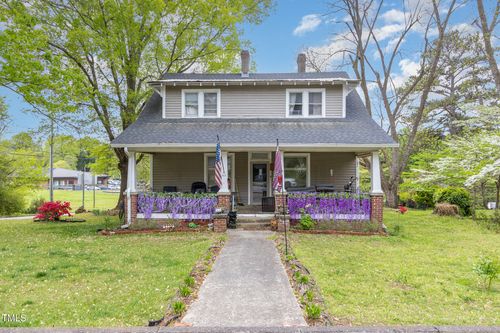 303 Wilcox St, Warrenton, NC, 27589-1735 | Card Image