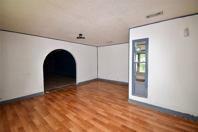 1511 S High St, House other with 3 bedrooms, 2 bathrooms and null parking in Brady TX | Image 4