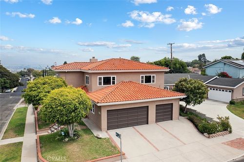 1623 W 14th St, San Pedro, CA, 90732-3921 | Card Image