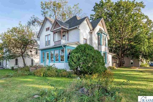 202 E Watonwan St, Lake Crystal, MN, 56055-2060 | Card Image
