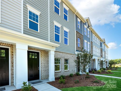 04-11017 Warfield Ave, Huntersville, NC, 28078-5488 | Card Image