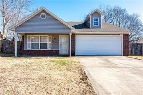 1132 S Nelson Dr, Fayetteville, AR, 72701-7716 | Card Image