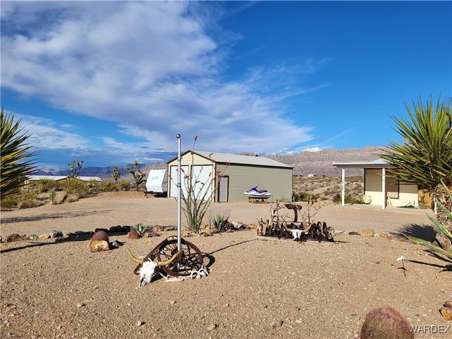 Yard | Image 6