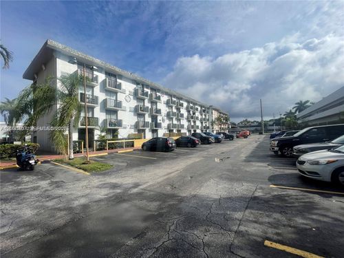 apt-109-16450 Nw 2nd Ave, Miami, FL, 33169-6016 | Card Image