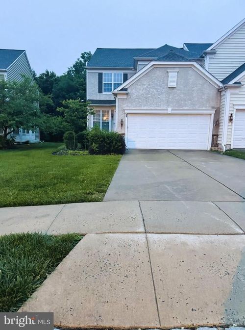 69 S Calder Way, PHOENIXVILLE, PA, 19460-5618 | Card Image