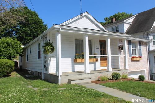 29 Quintard Ter, Stamford, CT, 06902-3901 | Card Image