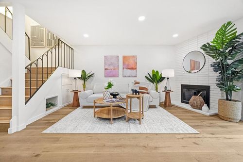 1506 Canna Ct, Mountain View, CA, 94043 | Card Image