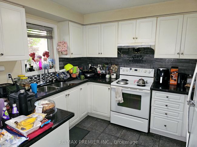 14 - 19 Foxchase Ave, Condo with 3 bedrooms, 4 bathrooms and 2 parking in Vaughan ON | Image 4