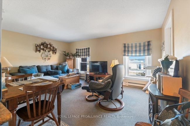 13 Church St, House other with 7 bedrooms, 4 bathrooms and 4 parking in Stirling ON | Image 27