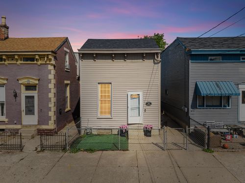 311 W 10th Street, Newport, KY, 41071 | Card Image