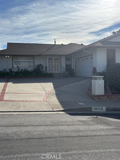 18772 Algiers St, Porter Ranch, CA, 91326-2116 | Card Image