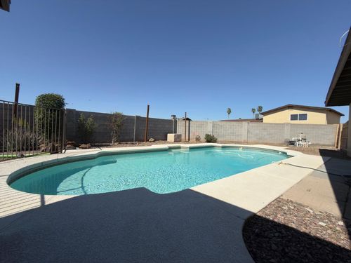 17046 N 37th Ave, Glendale, AZ, 85308-4332 | Card Image