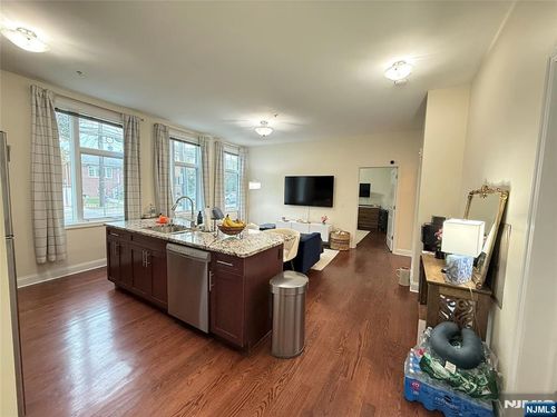 615 Palisade Ave, Cliffside Park, NJ, 07010-3042 | Card Image
