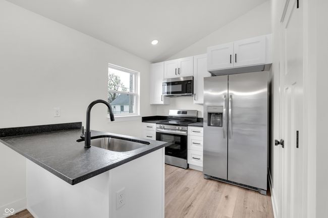2041 N Dexter St, House other with 3 bedrooms, 2 bathrooms and null parking in Indianapolis IN | Image 9