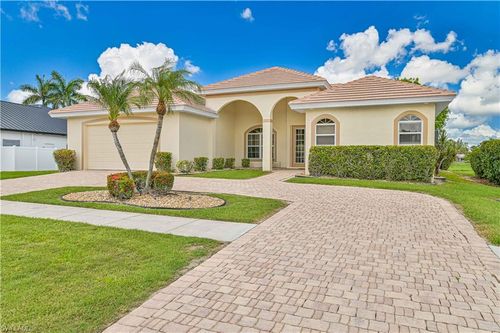 4255 Perth Ct, NORTH FORT MYERS, FL, 33903-4937 | Card Image