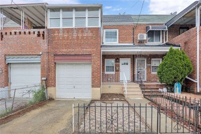 167-17 110th Avenue, Townhouse with 3 bedrooms, 2 bathrooms and null parking in Jamaica NY | Image 3