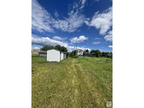 5119 2nd St, Boyle, AB, T0A0M0 | Card Image