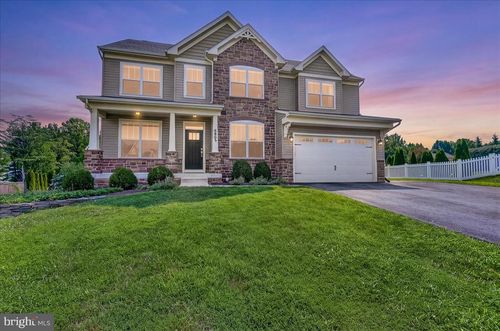 6805 Hawes Ct, FREDERICK, MD, 21702-7400 | Card Image