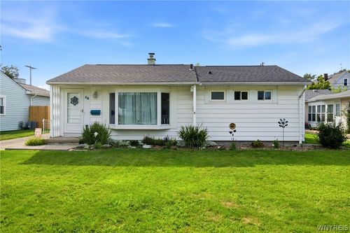 38 Meadow Lea Dr, Amherst, NY, 14226-2829 | Card Image