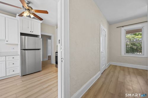 a-109 Post Rd, Fairfield, CT, 06824-6263 | Card Image