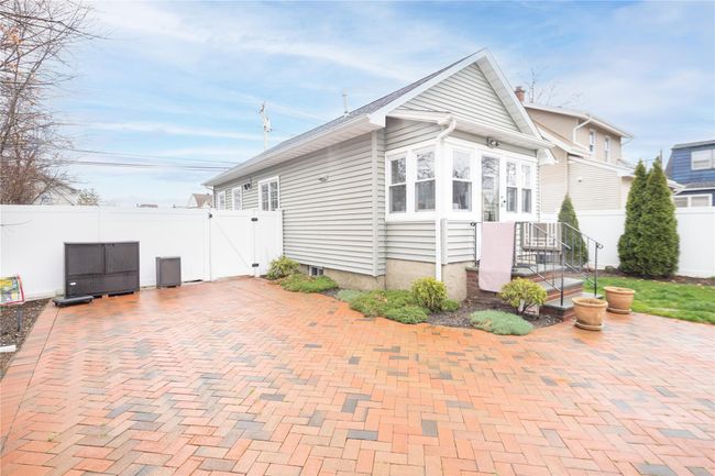 2828 Woods Ave, House other with 2 bedrooms, 1 bathrooms and null parking in Oceanside NY | Image 18