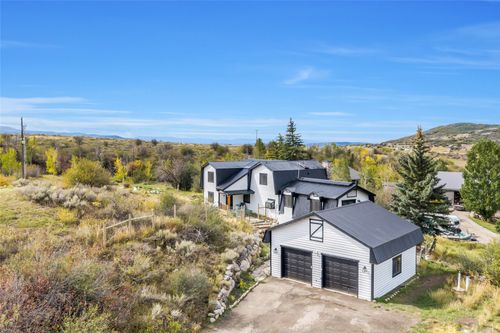 29465 Scrub Oak Path, Steamboat Springs, CO, 80487-9458 | Card Image