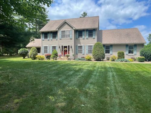 111 Aldrich St, Belchertown, MA, 01007-9571 | Card Image